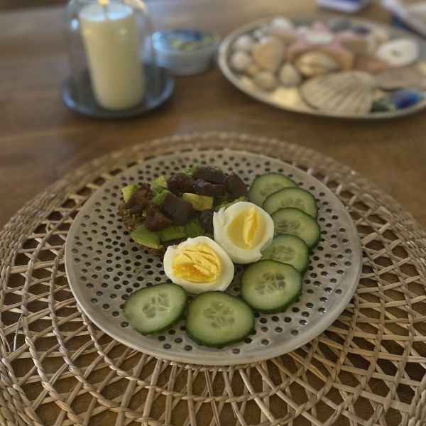 Super-powered apricot and avocado toast